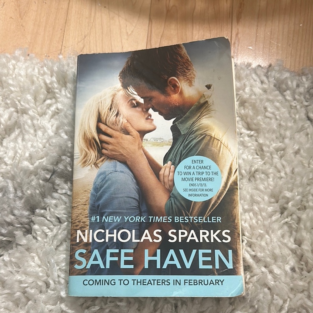 Nicholas Sparks 'Safe Haven' Paperback